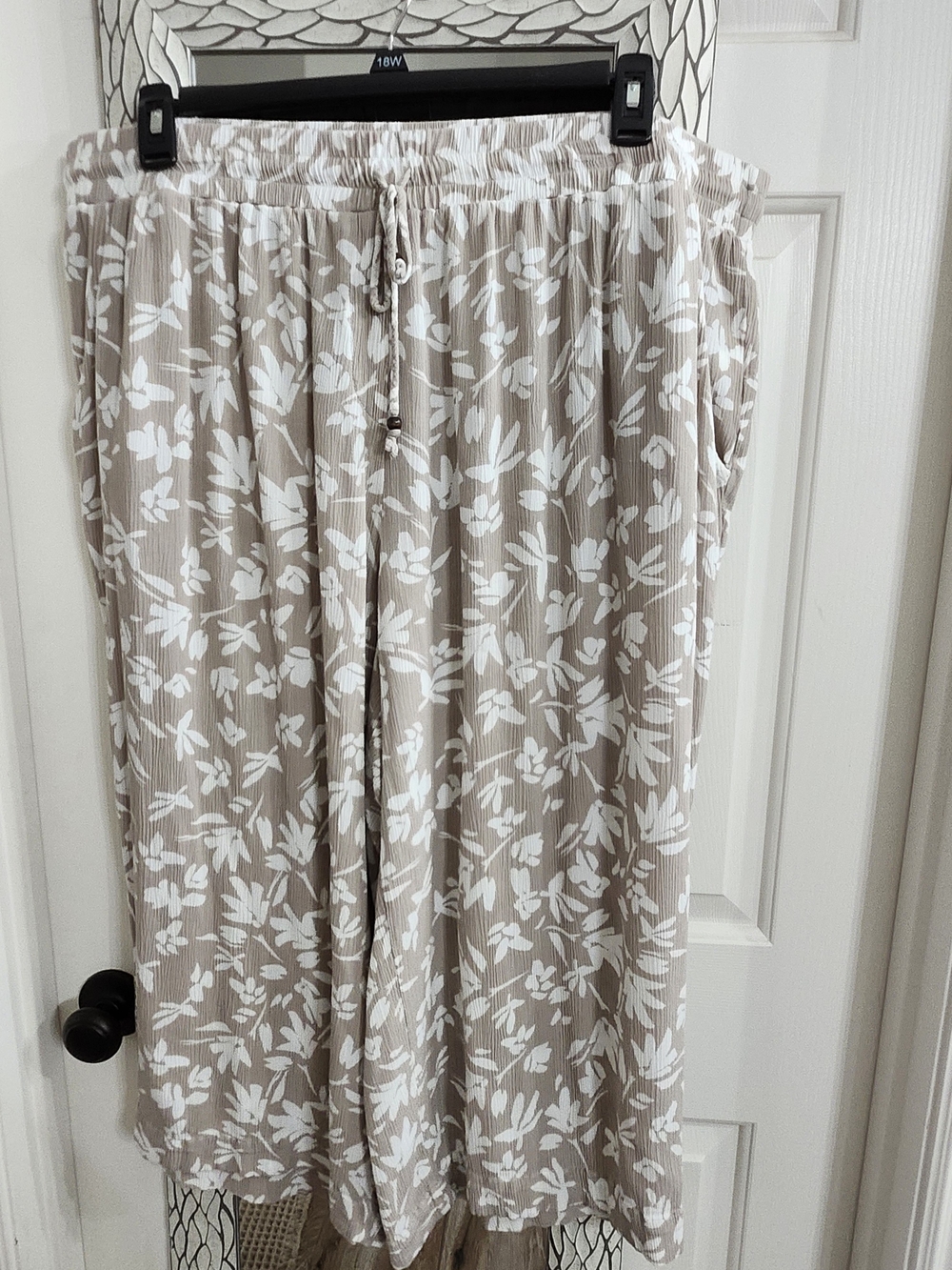 Beige and White Floral Pull-On Wide Leg Pants